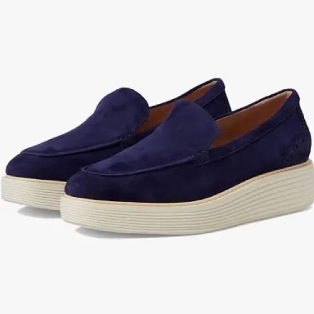 COLEN HAAN OG Platform Venetian Loafers Blue Size 8 
New in box